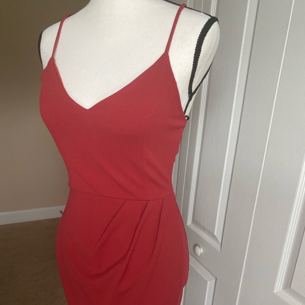 Lulu’s Red Dress - Picture 4 of 5